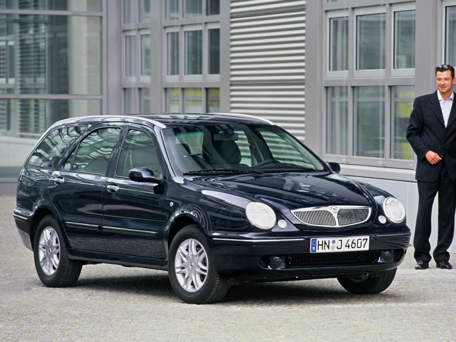  Lancia Lybra SW 1999 года  (фото 56 из 57)